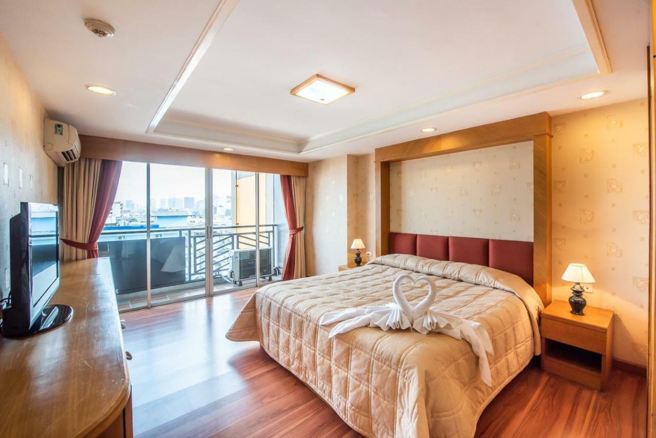 Roseate Ratchada Aparthotel Bangkok Buitenkant foto