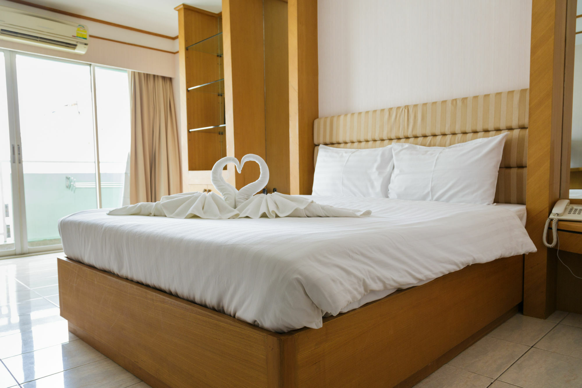 Roseate Ratchada Aparthotel Bangkok Buitenkant foto