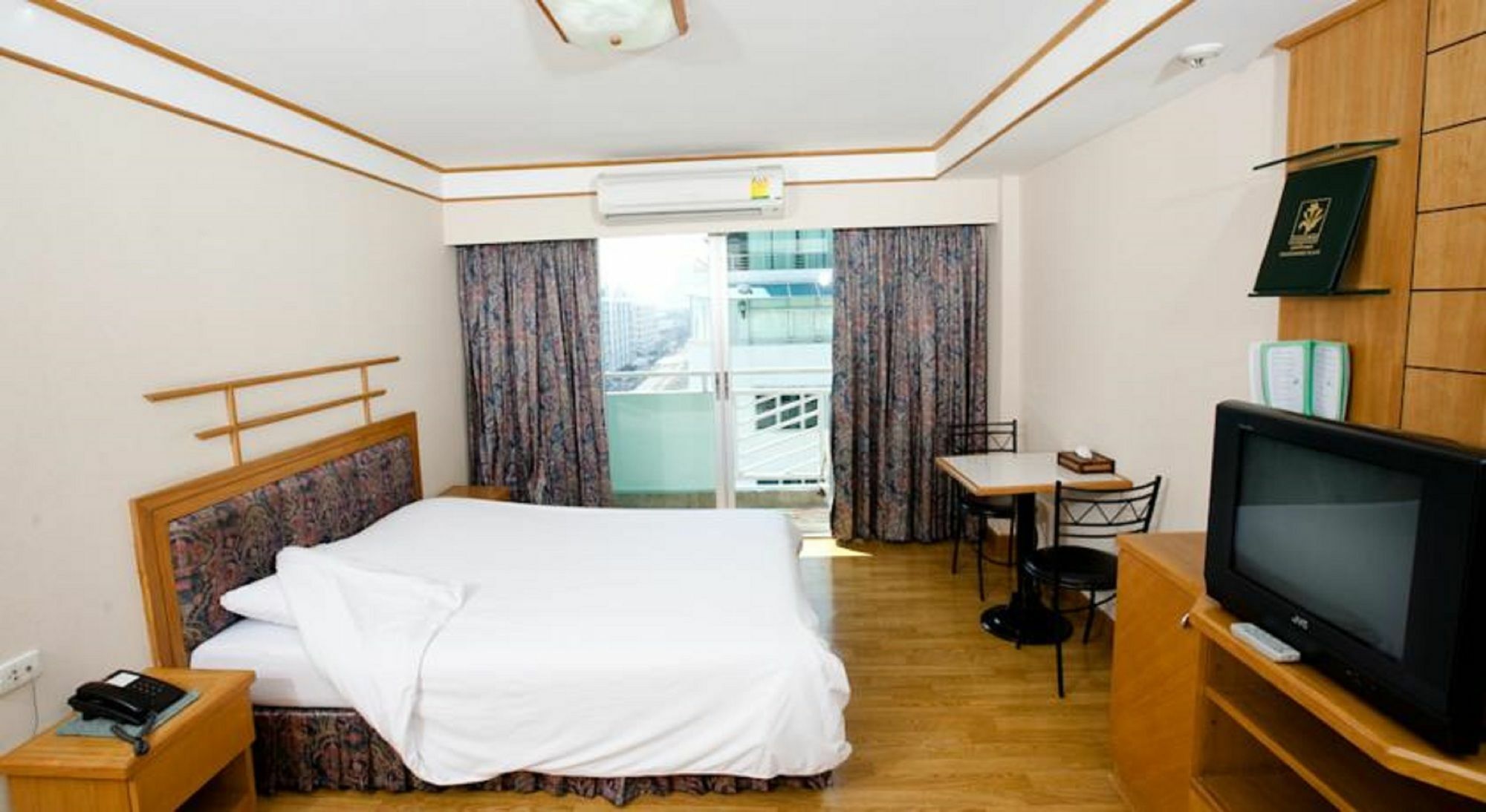 Roseate Ratchada Aparthotel Bangkok Buitenkant foto